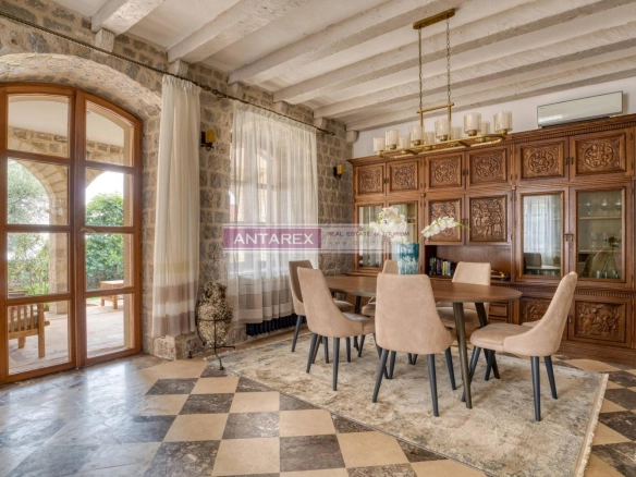 Kuća 450 m² – Reževići, Budva — fotografija 7