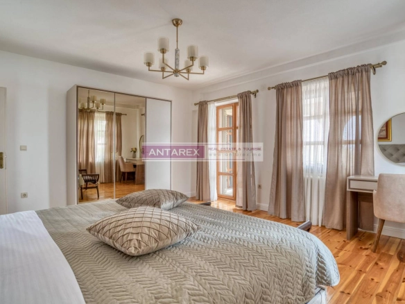 Kuća 450 m² – Reževići, Budva — fotografija 8