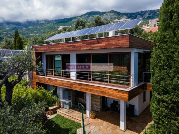 Kuća 300 m² – Bečići, Budva — fotografija 2