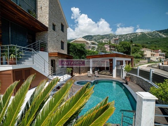 Kuća 300 m² – Bečići, Budva — fotografija 3