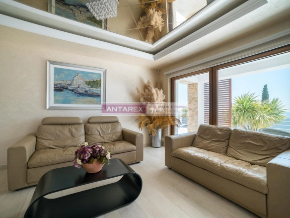 Kuća 300 m² – Bečići, Budva — fotografija 11