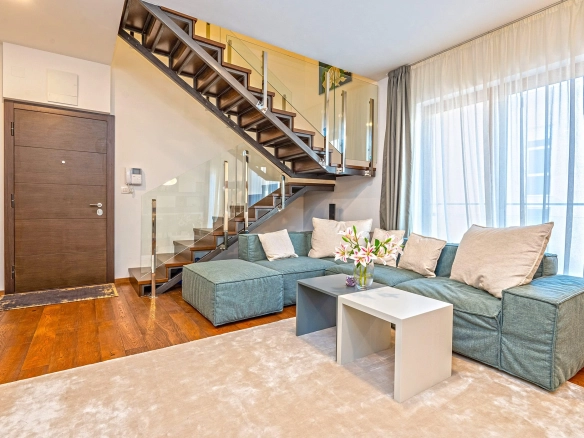 Trosoban stan 170 m² – Budva — fotografija 6