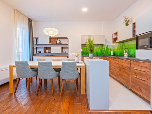 Trosoban stan 170 m² – Budva — fotografija 9