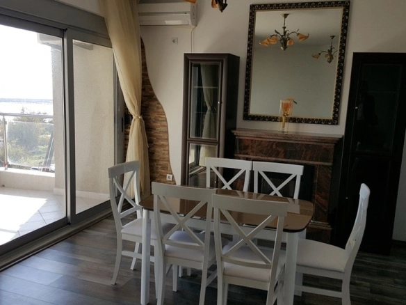Trosoban stan 96 m² – Budva — fotografija 4