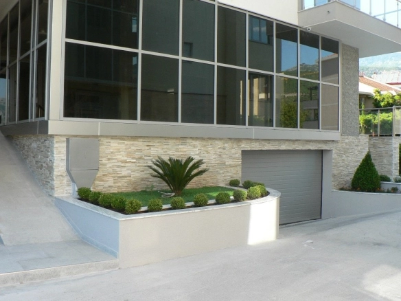 Trosoban stan 96 m² – Budva — fotografija 9