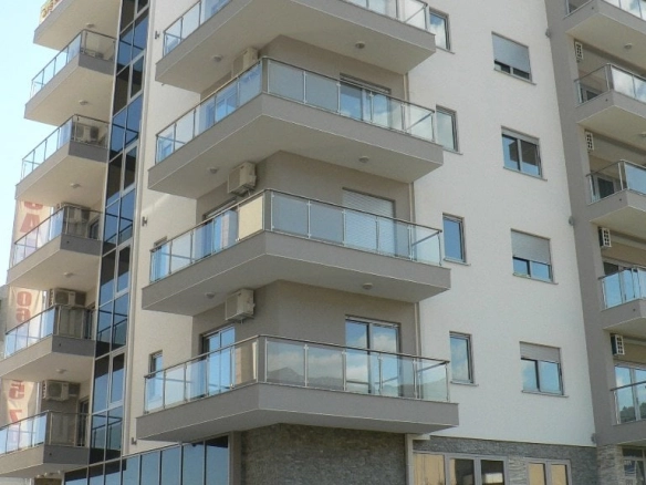 Trosoban stan 96 m² – Budva — fotografija 10