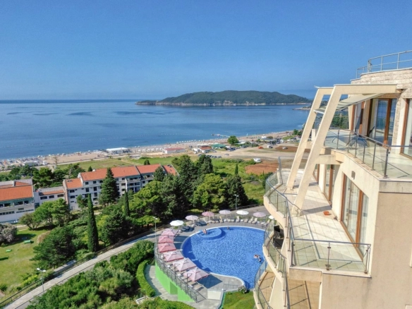 Trosoban stan 199 m² – Bečići, Budva — fotografija 2