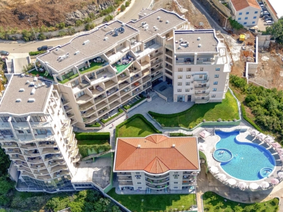 Trosoban stan 199 m² – Bečići, Budva — fotografija 4