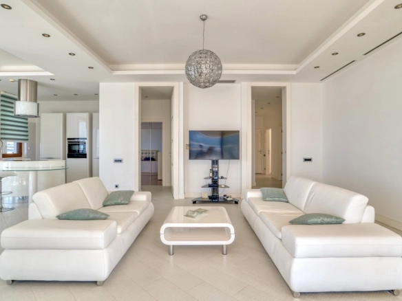 Trosoban stan 199 m² – Bečići, Budva — fotografija 7