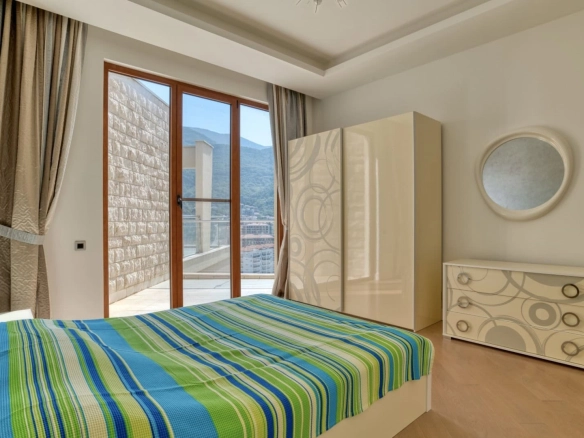 Trosoban stan 199 m² – Bečići, Budva — fotografija 14