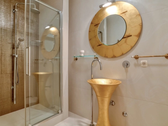 Trosoban stan 199 m² – Bečići, Budva — fotografija 17