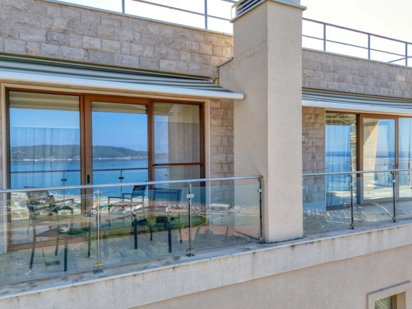 Trosoban stan 199 m² – Bečići, Budva — fotografija 19