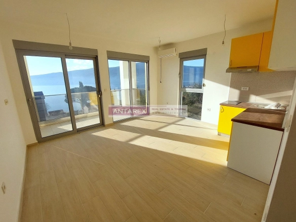 Dvosoban stan 57 m² – Bijela, Herceg Novi — fotografija 2