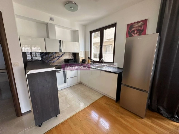 Trosoban stan 83 m² – Budva — fotografija 2