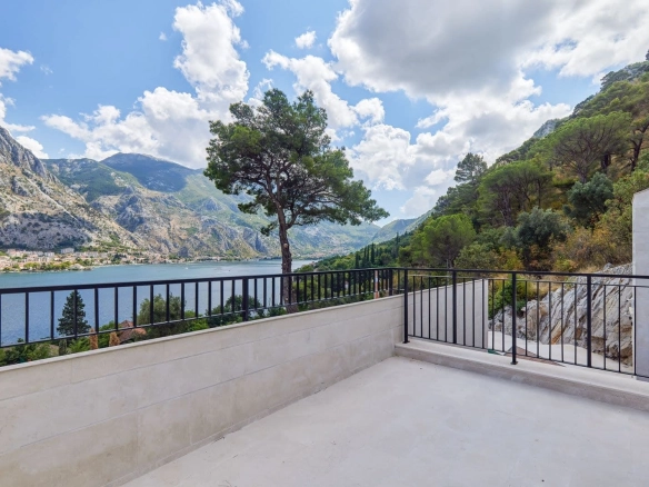 Kuća 479 m² – Prčanj, Kotor — fotografija 6