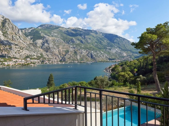 Kuća 456 m² – Prčanj, Kotor — fotografija 7