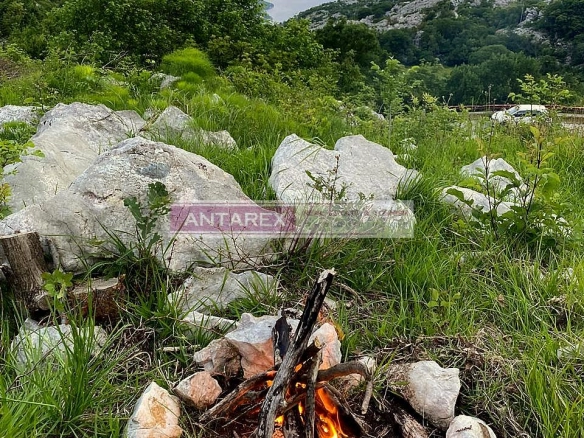 Plac 2.486 m² – Risan, Kotor — fotografija 2