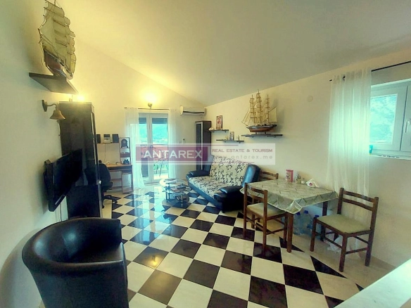 Izdavanje: Jednosoban stan 43 m² – Igalo, Herceg Novi — fotografija 2