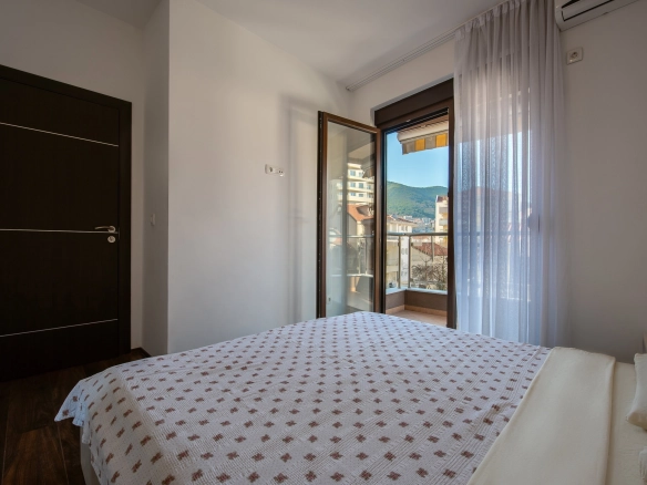 Dvosoban stan 60 m² – Budva — fotografija 8