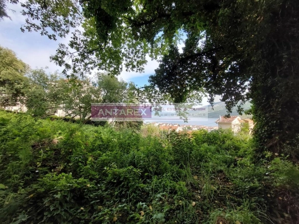 Plac 1.794 m² – Đenovići, Herceg Novi — fotografija 4