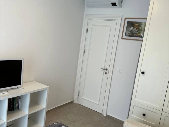 Trosoban stan 110 m² – Tivat — fotografija 7