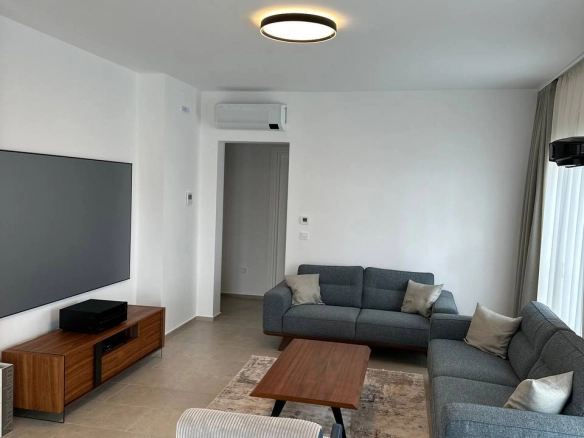 Trosoban stan 110 m² – Tivat — fotografija 8