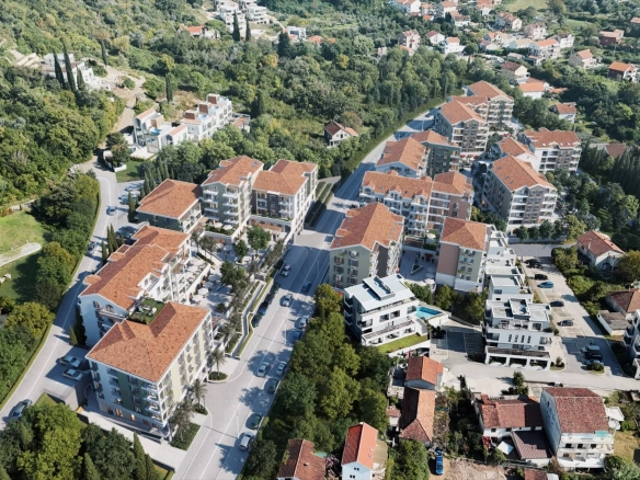 Garsonjera 28 m² – Donja Lastva, Tivat — fotografija 5