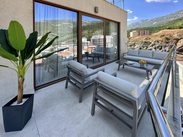 Dvosoban stan 95 m² – Bečići, Budva — fotografija 9