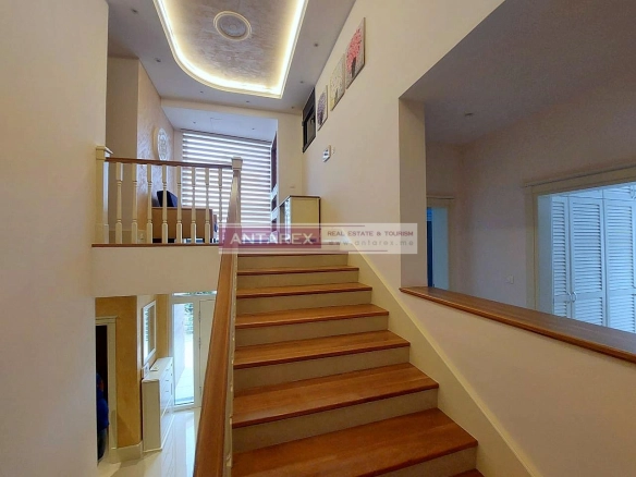 Kuća 294 m² – Stoliv, Kotor — fotografija 11