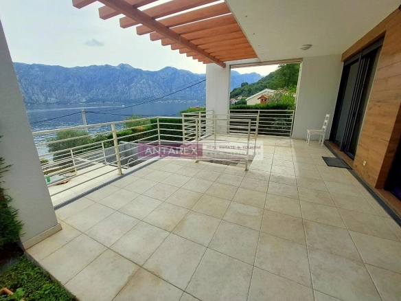 Kuća 294 m² – Stoliv, Kotor — fotografija 12