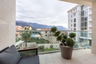 Kuća 400 m² – Bečići, Budva — fotografija 18