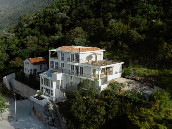 Kuća 400 m² – Stoliv, Kotor — fotografija 6