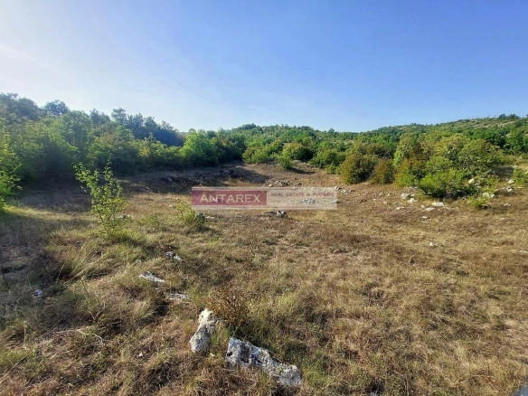 Plac 28.811 m² – Nikšić — fotografija 4