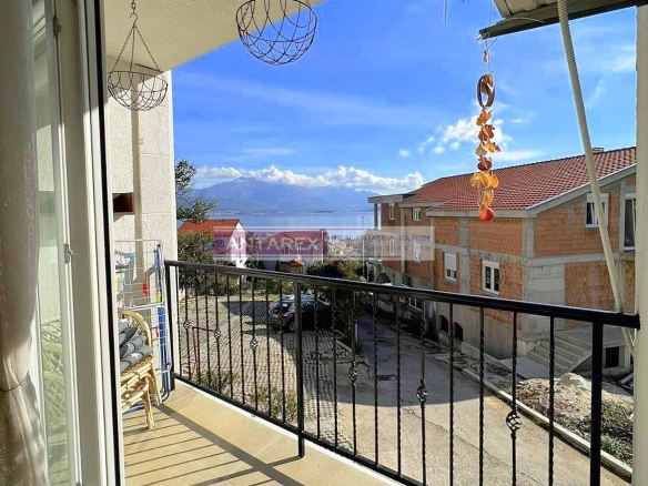 Izdavanje: Jednosoban stan 43 m² – Đenovići, Herceg Novi — fotografija 9