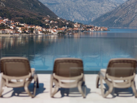 Dvosoban stan 84 m² – Dobrota, Kotor — fotografija 3