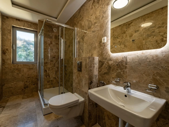 Trosoban stan 160 m² – Pržno, Budva — fotografija 2