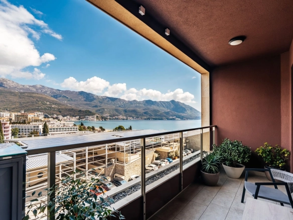 Dvosoban stan 79 m² – Bečići, Budva — fotografija 15
