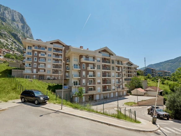 Dvosoban stan 62 m² – Dobrota, Kotor — fotografija 10