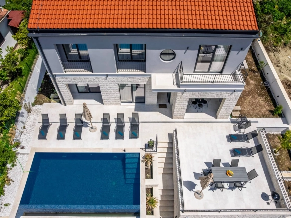 Kuća 250 m² – Tivat — fotografija 4