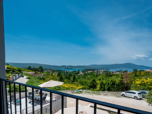Kuća 250 m² – Tivat — fotografija 13