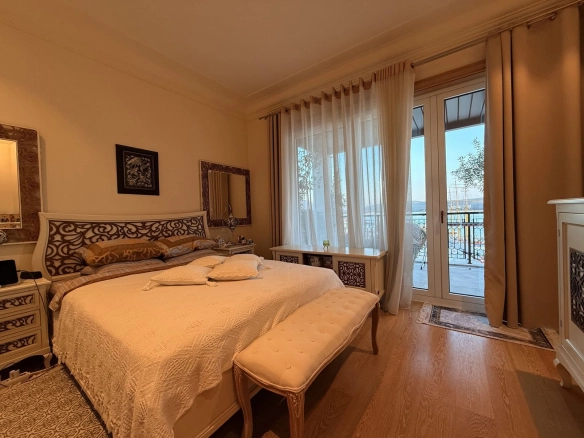 Dvosoban stan 135 m² – Tivat — fotografija 6