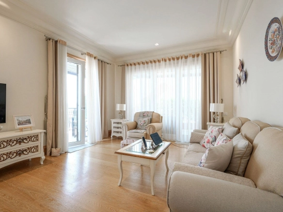 Dvosoban stan 135 m² – Tivat — fotografija 11