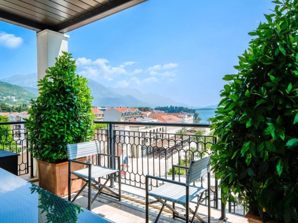 Dvosoban stan 135 m² – Tivat — fotografija 16