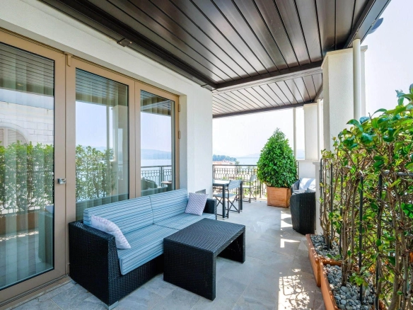 Dvosoban stan 135 m² – Tivat — fotografija 17