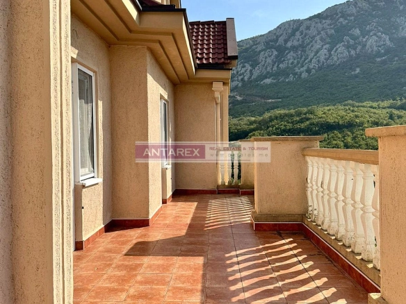 Kuća 242 m² – Sutomore, Bar — fotografija 4