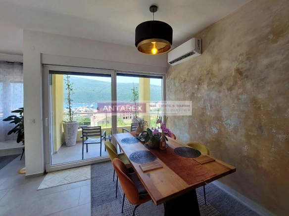 Trosoban stan 110 m² – Đenovići, Herceg Novi — fotografija 2
