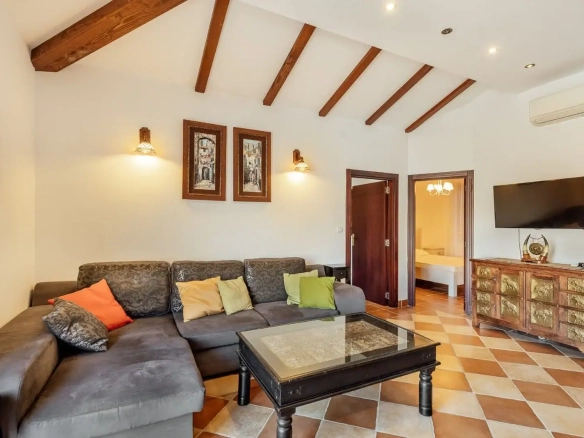 Dvosoban stan 92 m² – Koštanjica, Kotor — fotografija 2