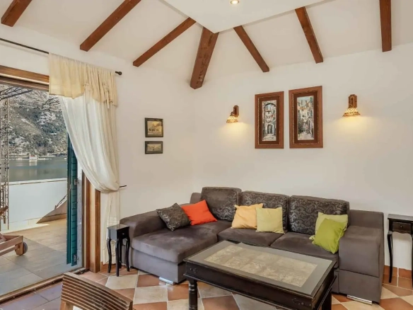 Dvosoban stan 92 m² – Koštanjica, Kotor — fotografija 9