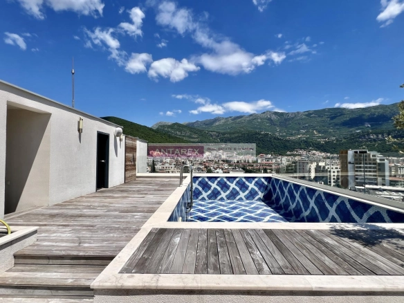 Trosoban stan 640 m² – Budva — fotografija 2