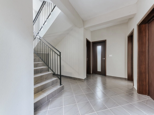 Kuća 250 m² – Utjeha, Bar — fotografija 10